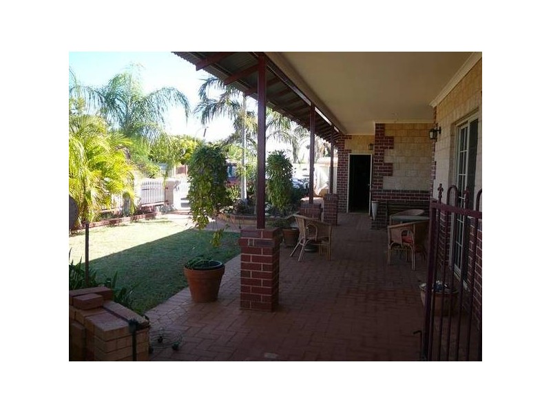 Mcwhirter Way, Baynton WA 6714