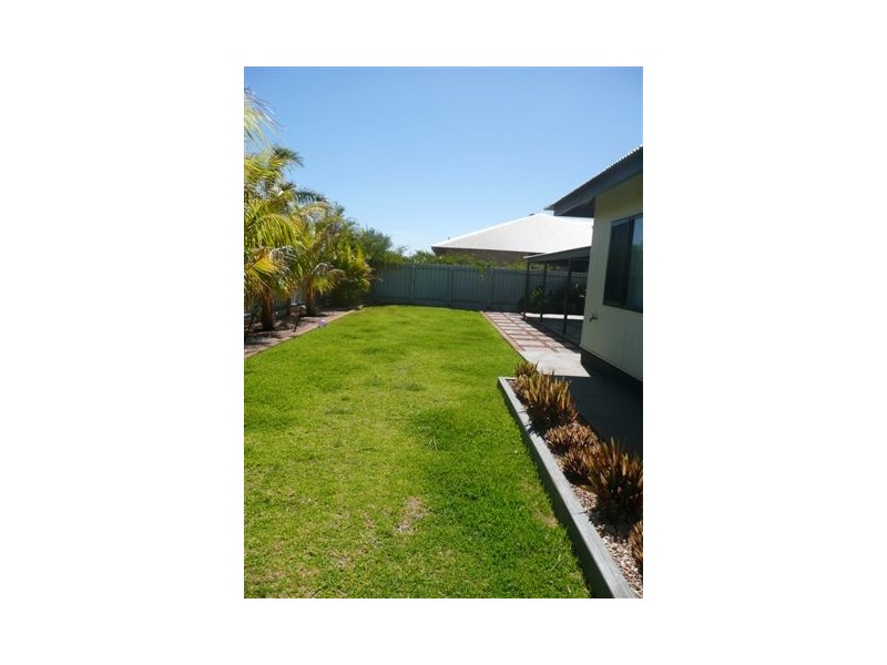 4 Thistle Loop, Karratha WA 6714