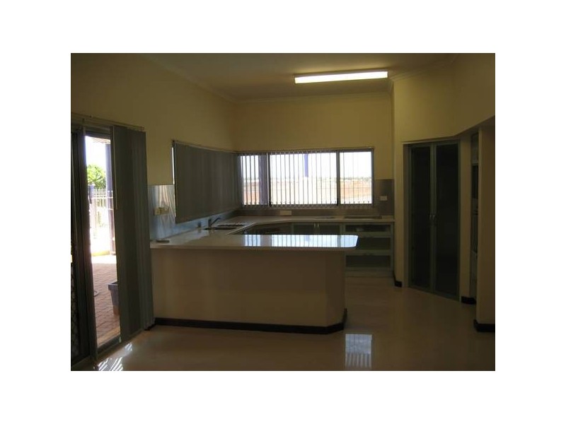 8 Baynton Drive, Karratha WA 6714