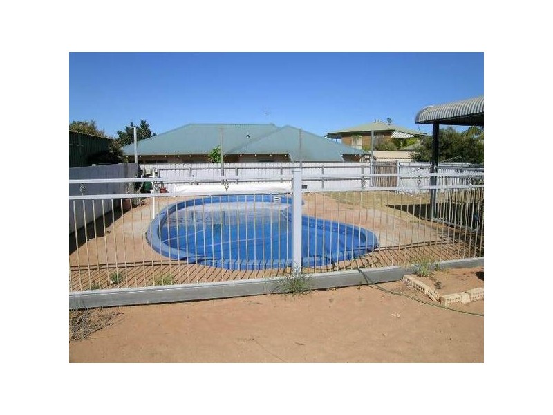 18 Vitenburgs Drive, Point Samson WA 6720