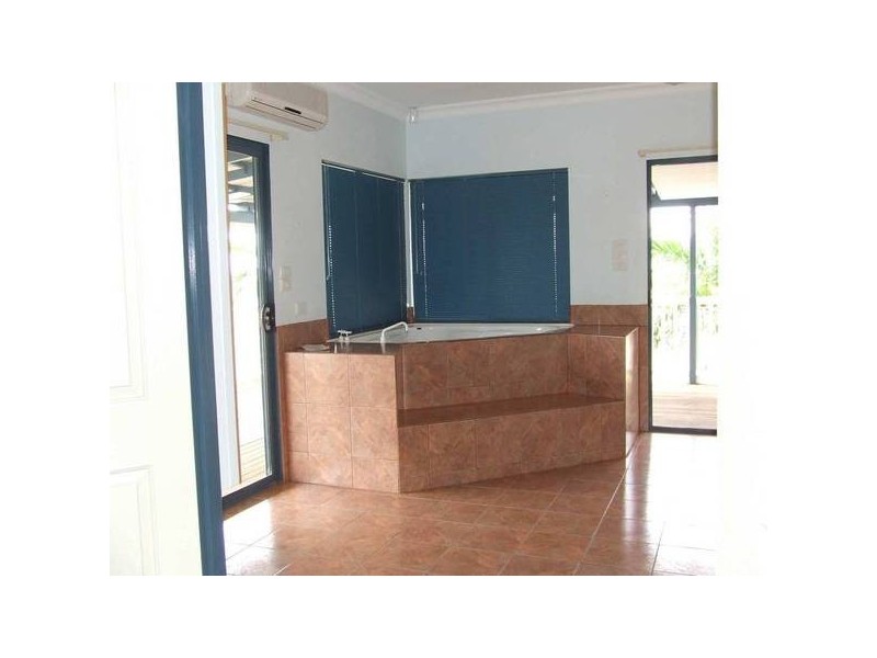 17 Simpson Street, Karratha WA 6714