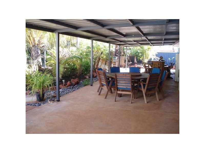 67 Hardey Crescent, Dampier WA 6713