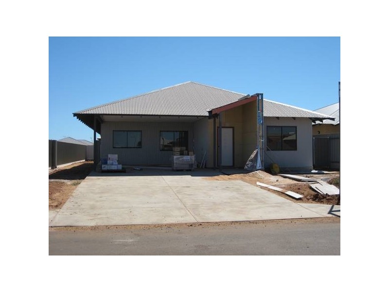 7 Honeyeater Corner, Karratha WA 6714