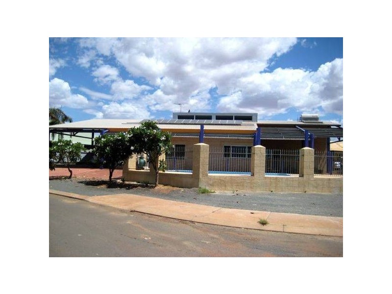 8 Baynton Drive, Karratha WA 6714