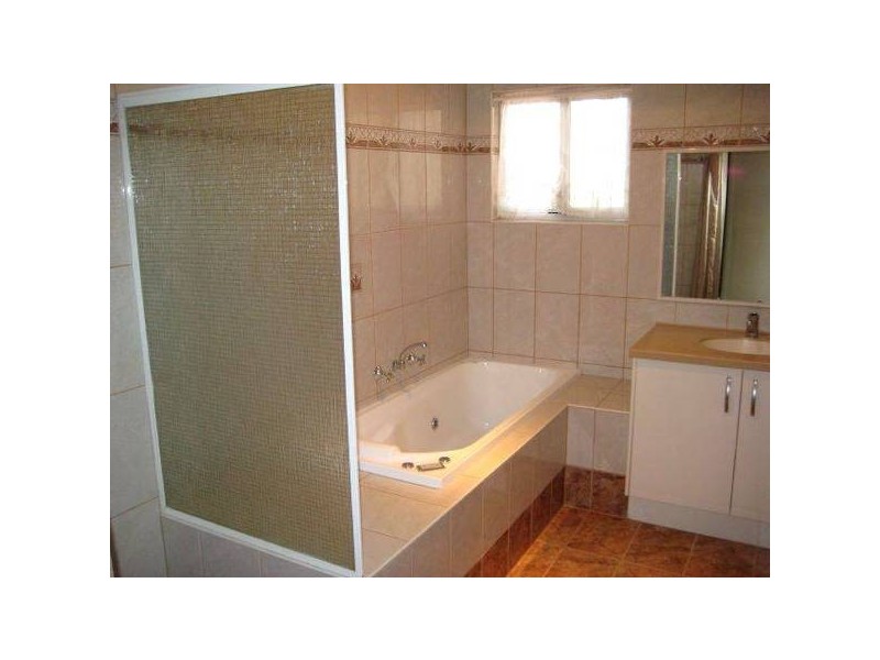 8 Baynton Drive, Karratha WA 6714