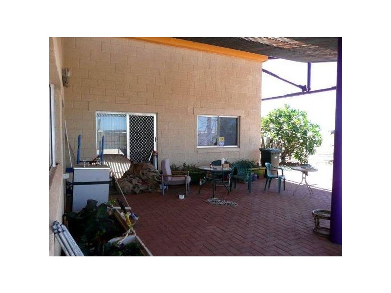 8 Baynton Drive, Karratha WA 6714