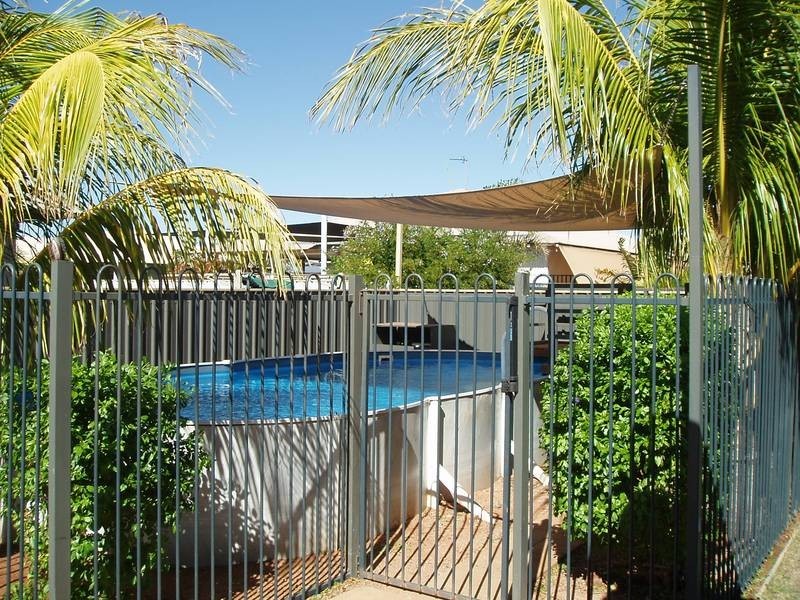 10 Armstrong Drive, Baynton WA 6714