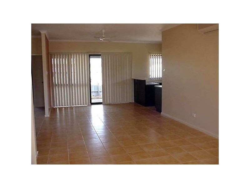 7/2 Buchanan Circuit, Karratha WA 6714