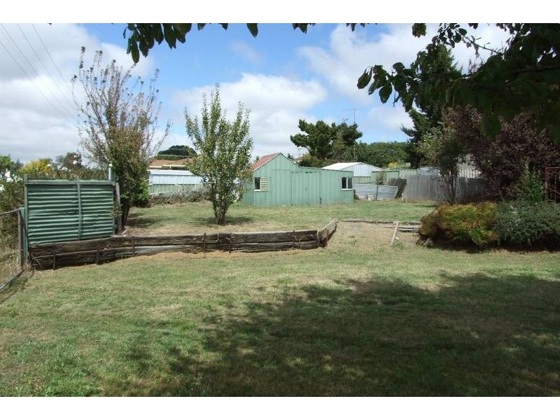 2 Herborn Street, Oberon NSW 2787