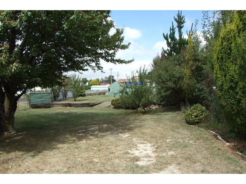 2 Herborn Street, Oberon NSW 2787