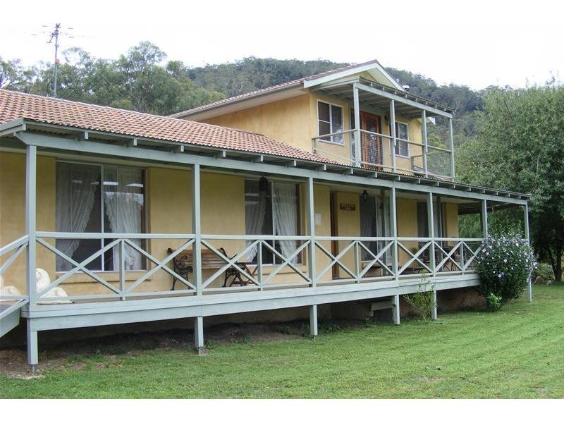 Hampton NSW 2790