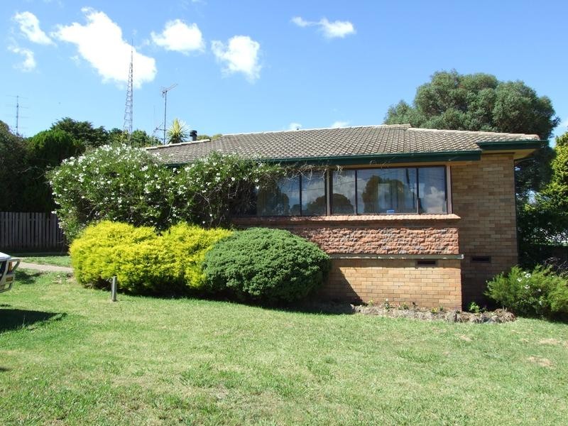 24 Tarana Crescent, Oberon NSW 2787