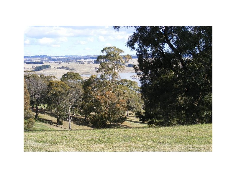2 Links Close, Oberon NSW 2787