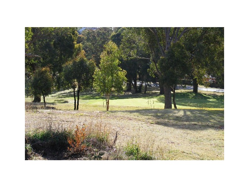 2 Links Close, Oberon NSW 2787