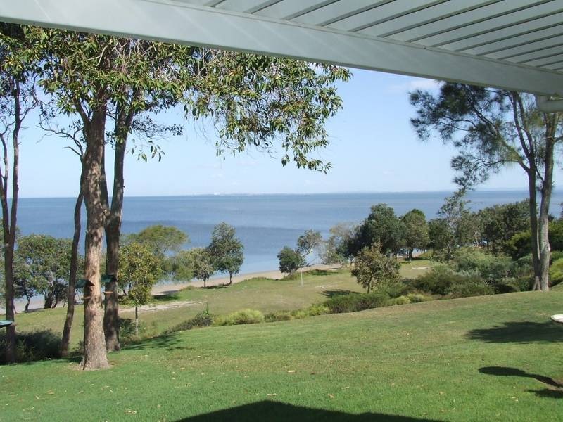 Sandstone Point QLD 4511