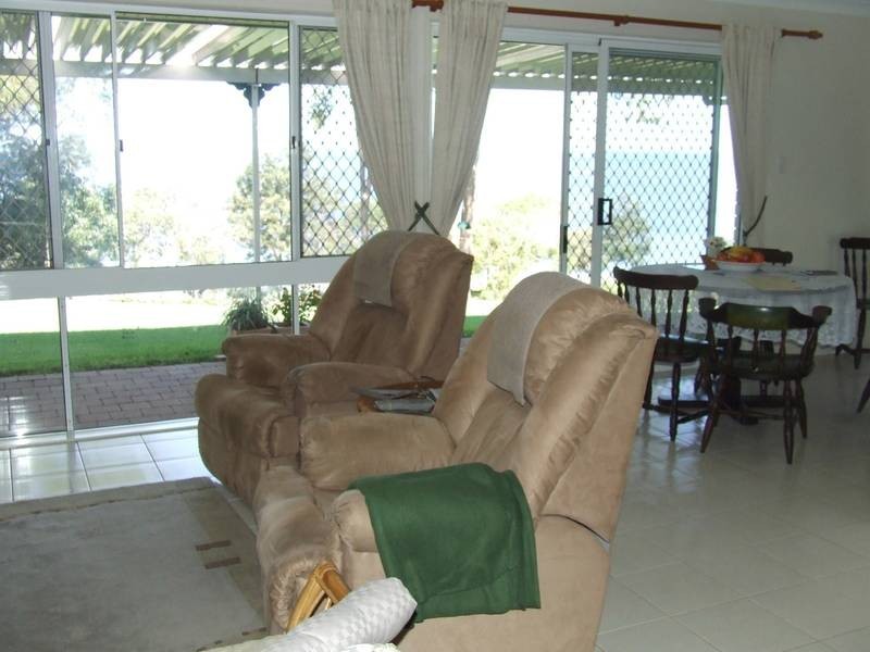 Sandstone Point QLD 4511