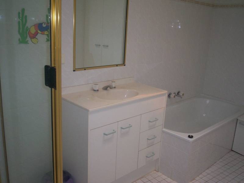 8/5 Wattle Avenue, Bongaree QLD 4507