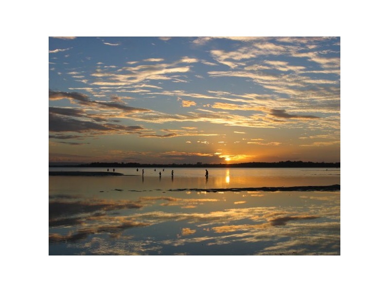 129 Sylvan Beach Esplanade, Bellara QLD 4507