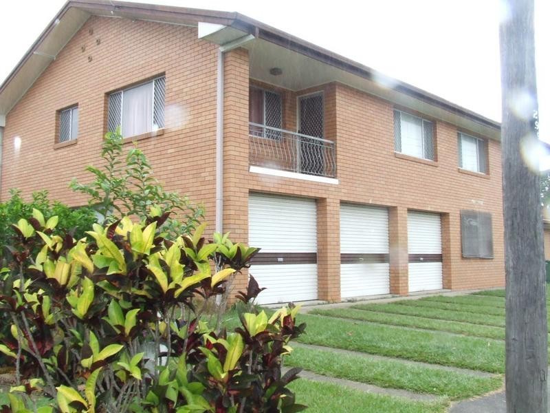 1/11 Hall Avenue, Bongaree QLD 4507