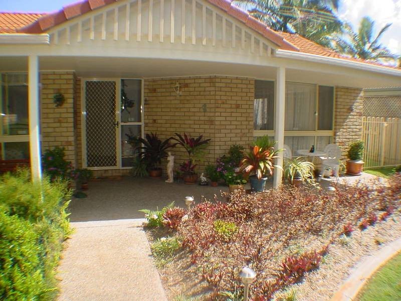 16 Hoya Crescent, Bribie Island QLD 4507