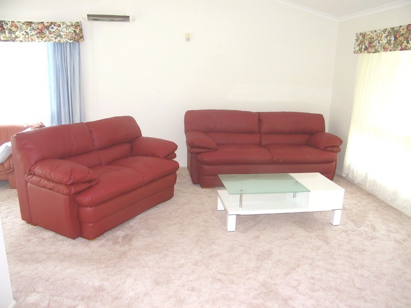 16 Hoya Crescent, Bribie Island QLD 4507