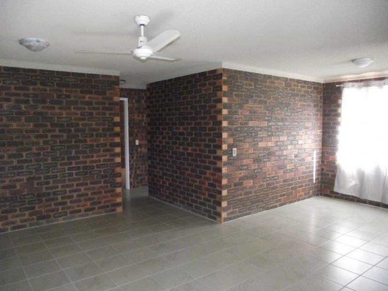 3/7 Hall Avenue, Bongaree QLD 4507