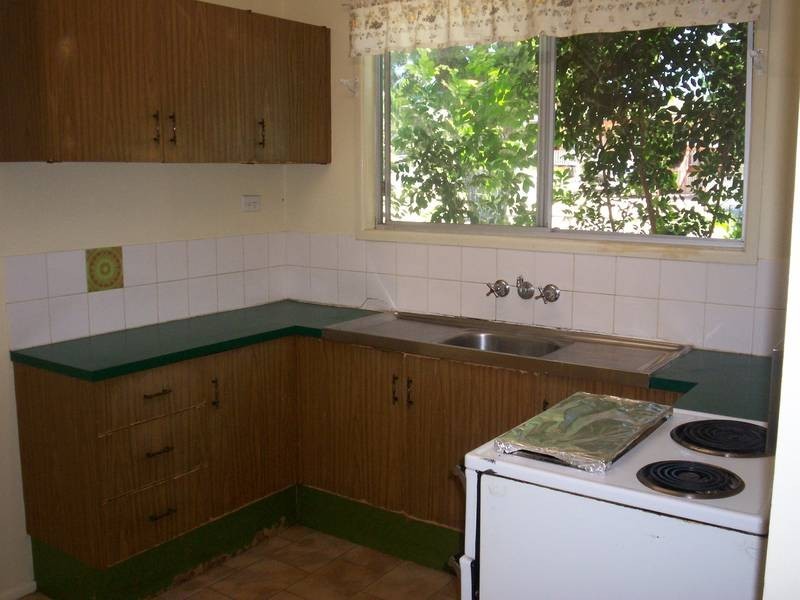 28 Cumming Street, Bongaree QLD 4507