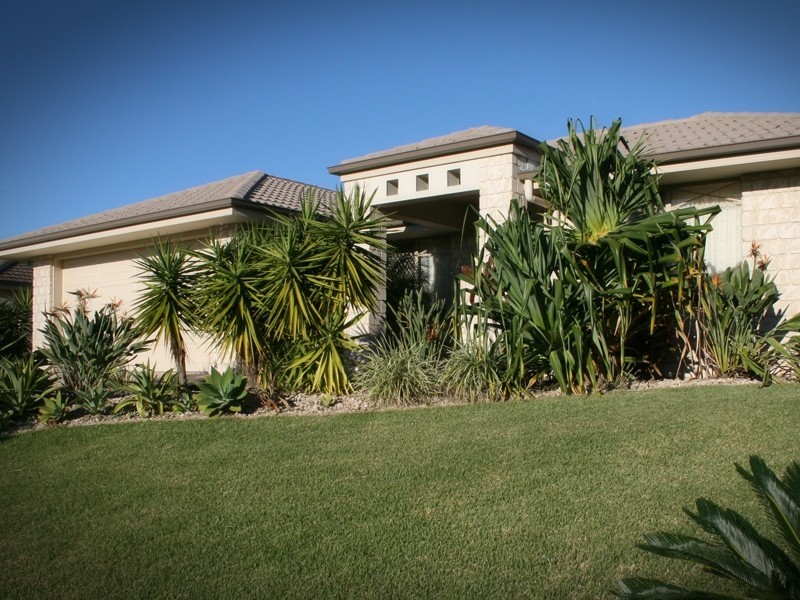 Sandstone Point QLD 4511