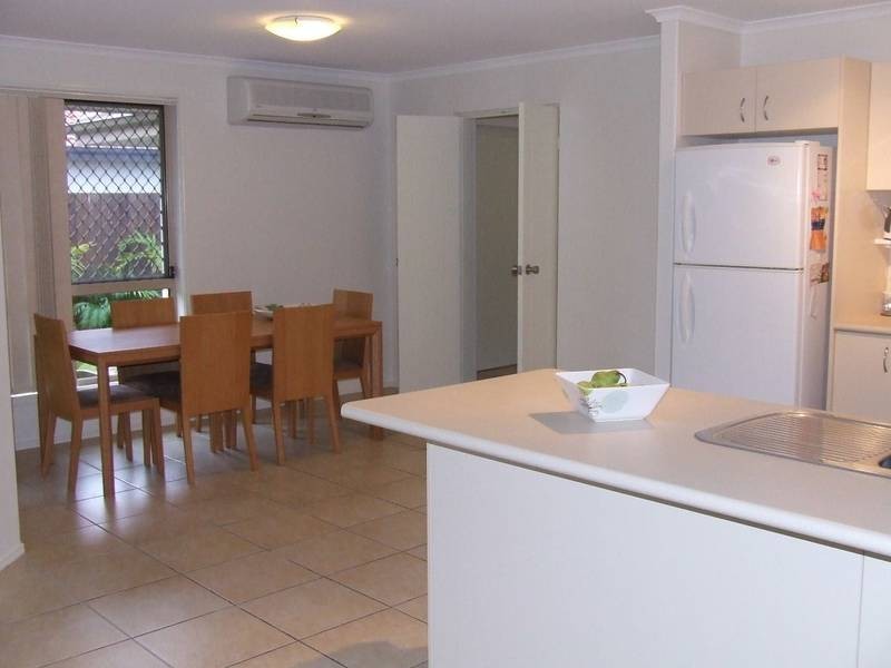 Sandstone Point QLD 4511