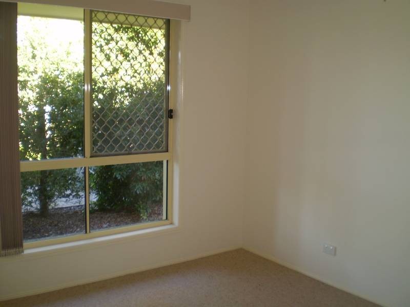 2/113 Cosmos Ave, Bribie Island QLD 4507