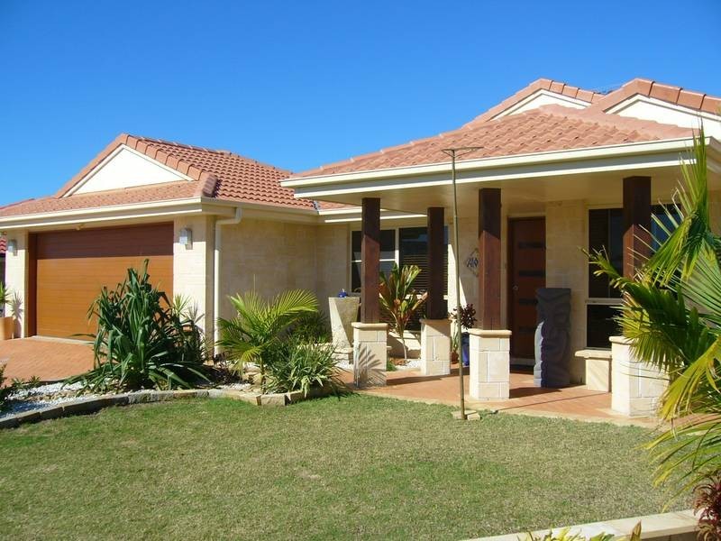 Sandstone Point QLD 4511