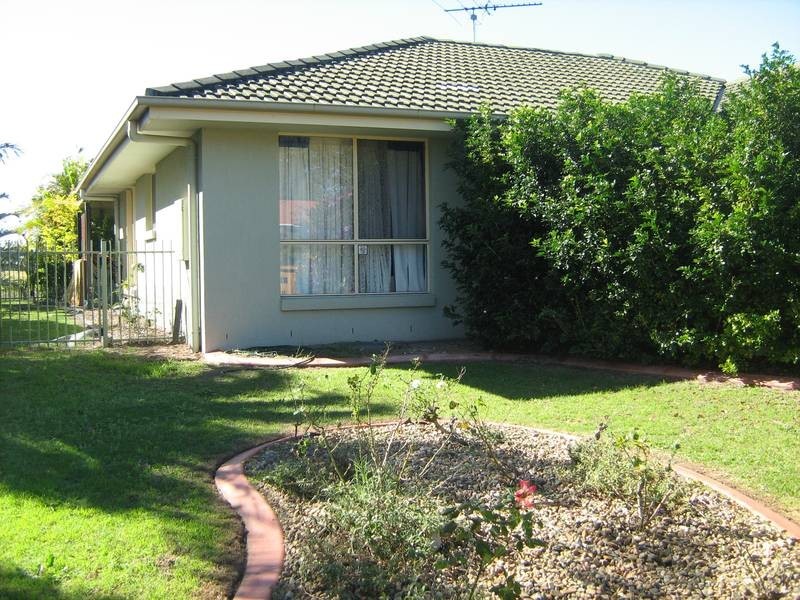 17 Oleander Drive, Bribie Island QLD 4507