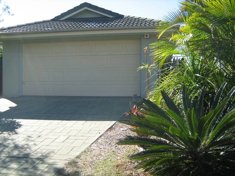 17 Oleander Drive, Bribie Island QLD 4507