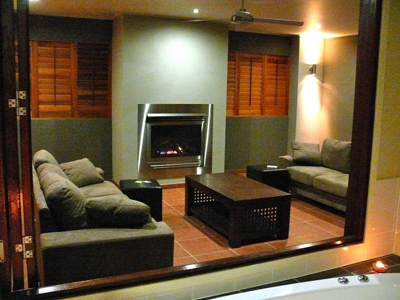 186 Marina Boulevarde, Bribie Island QLD 4507