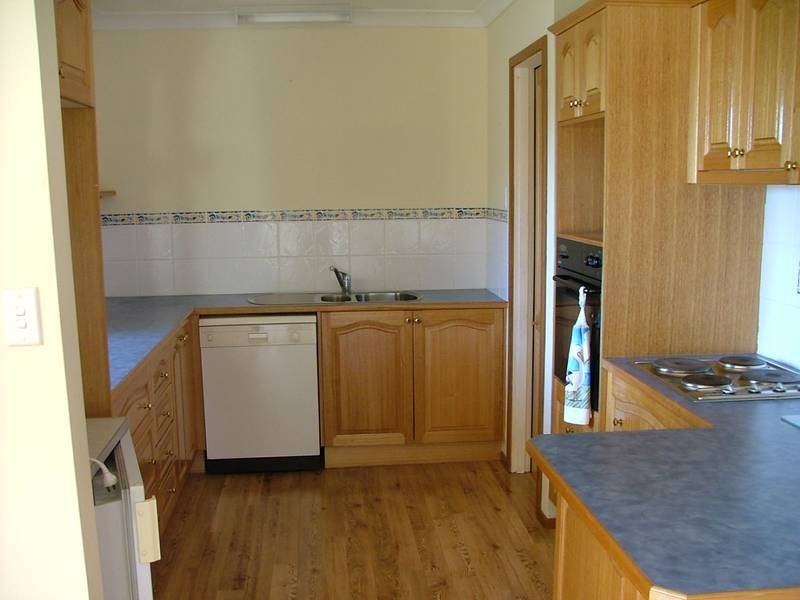 5/2 Sunderland, Banksia Beach QLD 4507