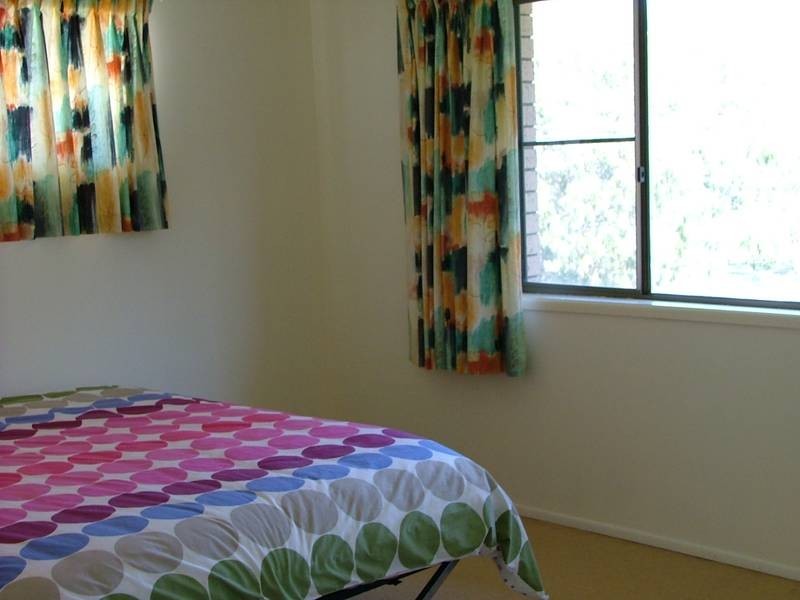 5/2 Sunderland, Banksia Beach QLD 4507