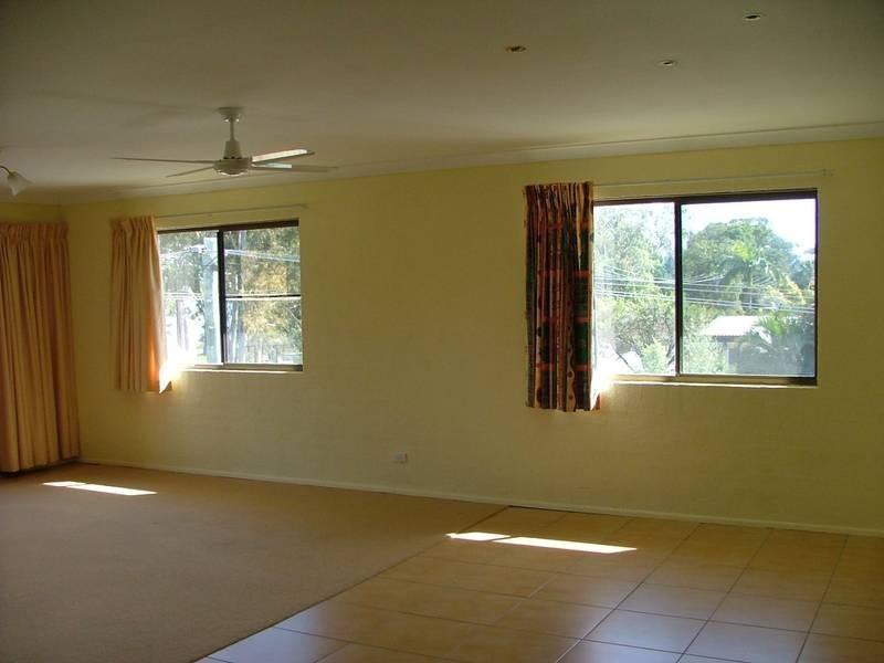 5/2 Sunderland, Banksia Beach QLD 4507