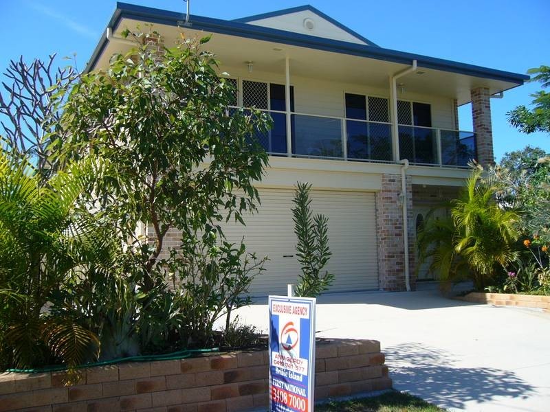 5 Hutchinson Street, Woorim QLD 4507