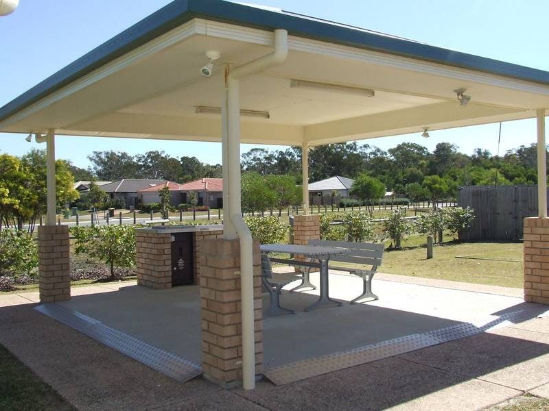 Sandstone Point QLD 4511