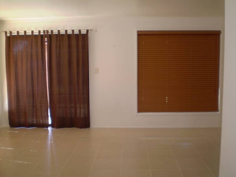 2/55 Coolgarra Ave, Bongaree QLD 4507