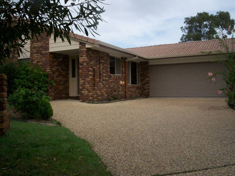 2 Castaway Court, Banksia Beach QLD 4507