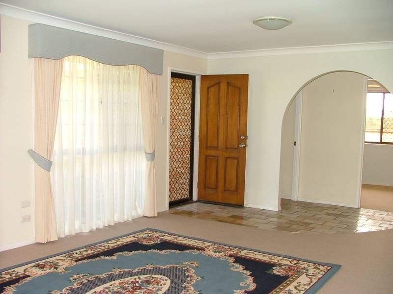 5 Marton Place, Banksia Beach QLD 4507