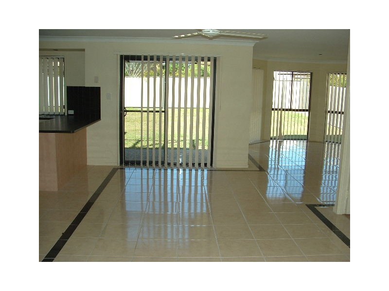 110 Voyagers Drive, Banksia Beach QLD 4507