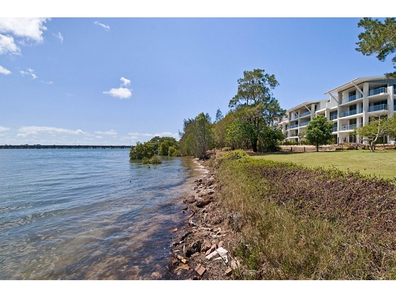 16/123 Spinnaker Drive, Sandstone Point QLD 4511