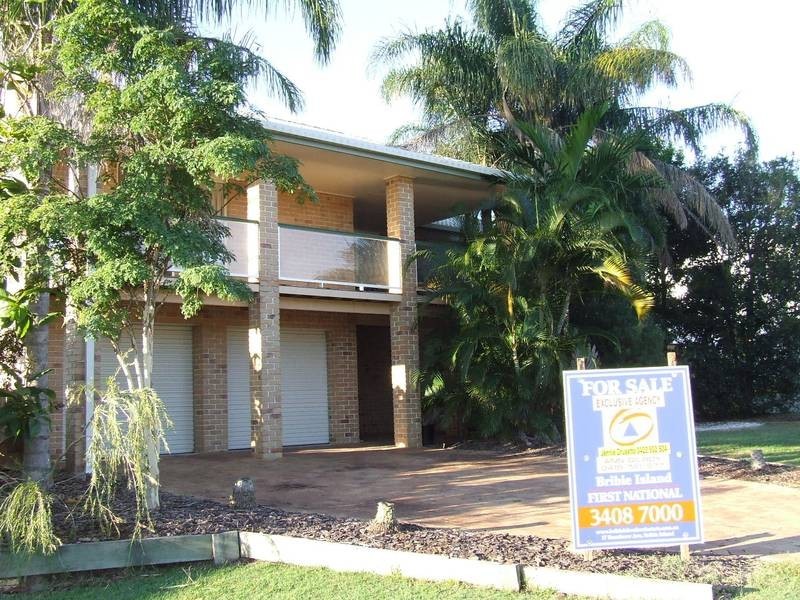 Sandstone Point QLD 4511