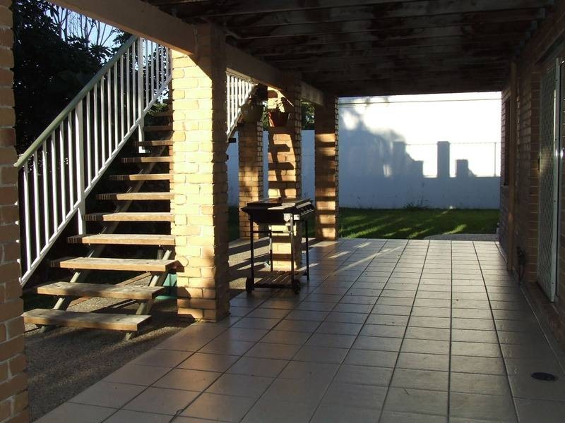 Sandstone Point QLD 4511