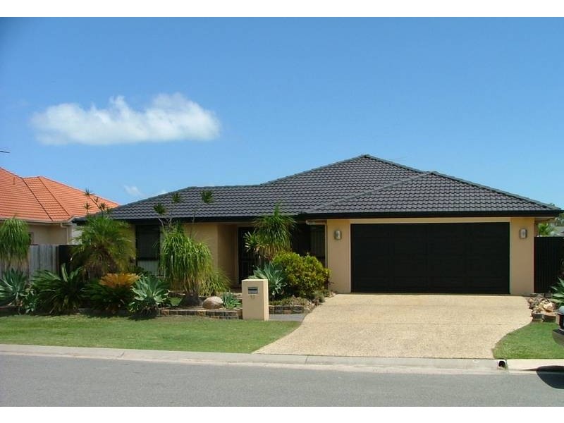 13 Bilinga Court, Sandstone Point QLD 4511