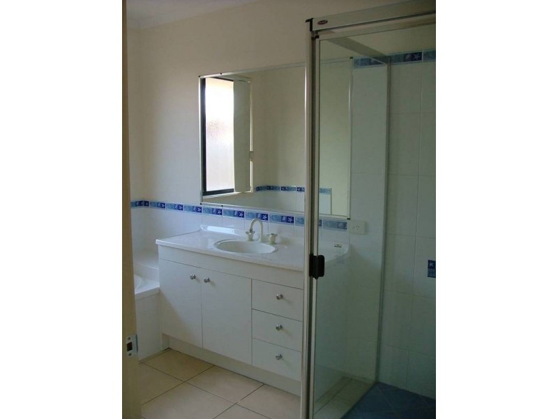 13 Bilinga Court, Sandstone Point QLD 4511