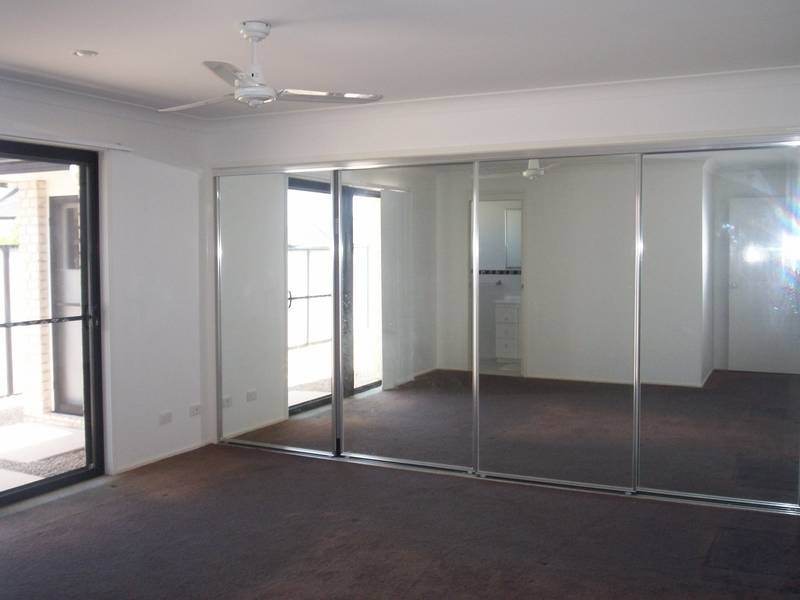 126 Carpenter Way, Sandstone Point QLD 4511