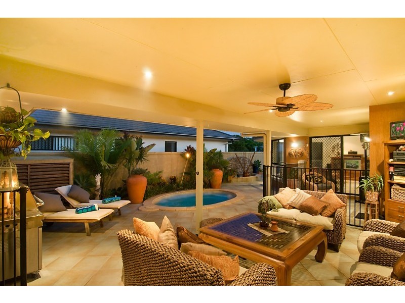 104 Marina Boulevard, Banksia Beach QLD 4507